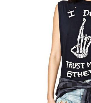 Women  T-Shirt J1 - Image 3
